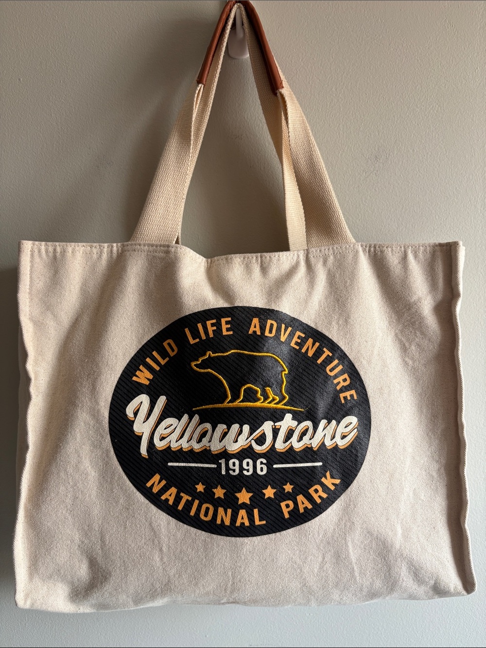 Yellowstone National Park Canvas Tote Bag Bear Graphic Adventure Travel